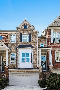 Beautifully Renovated Townhome with Direct Access to the Silver Comet Trail