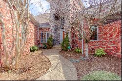 2711 Alia Circle, Louisville, KY 40222