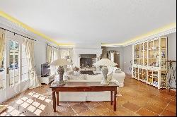 Mougins - in a gated and sought after Domaine