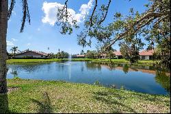 4067 Wilshire Cir E #131, Sarasota, FL 34238