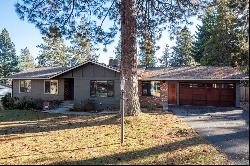 1511 NW West Hills Avenue Bend, OR 97703