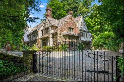 Stunning Murray Hill Tudor