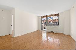 Chelsea 2 Bed/2 Bath w/ Balcony High Line View