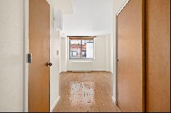 Chelsea 2 Bed/2 Bath w/ Balcony High Line View