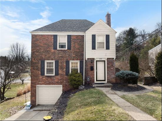 228 Constitution Drive, Pleasant Hills PA 15236