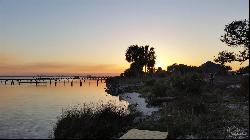 1098 Seabreeze Ln, Gulf Breeze FL 32563