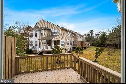 10 Sea Breeze Court, Manahawkin NJ 08050