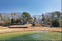 71 Sand Pt, Barnstable MA 02655