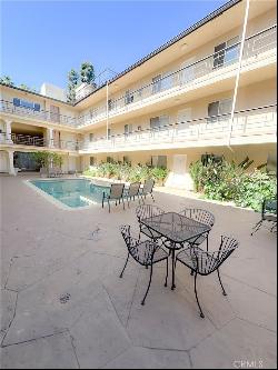 4358 Mammoth Avenue #14, Sherman Oaks CA 91423