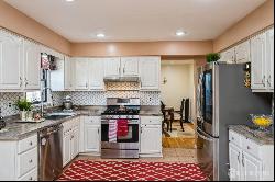 24 Sandalwood Drive, Edison NJ 08820