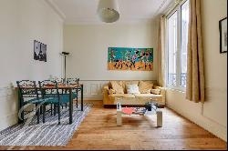 Faubourg St Honore - 1 bedroom apartment 41.8sqm - Paris 75008