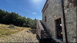 Farmhouse with land, to be completed, Parrano, Terni – Umbria