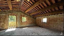 Farmhouse with land, to be completed, Parrano, Terni - Umbria