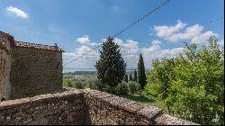 The Lake Castle, Tuoro, Perugia - Umbria