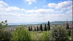 The Lake Castle, Tuoro, Perugia - Umbria