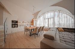 Luxurious penthouse with beautiful views of Sofia for rent