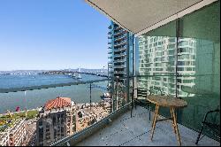 Bridge & Bay View Pied-a-Terre