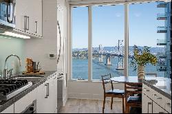 Bridge & Bay View Pied-a-Terre