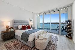 Bridge & Bay View Pied-a-Terre