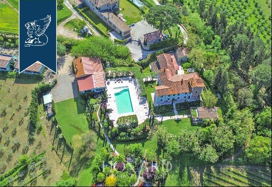 A luxury refuge for sale in the prestigious truffle area of San Miniato, with a pool, a sp