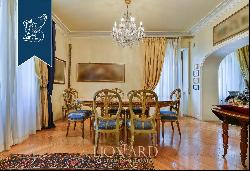 Luxurious part of a four-storey two-family villa with a lift and terrace for sale in Rome