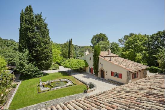 VILLA/HOUSE AIX EN PROVENCE