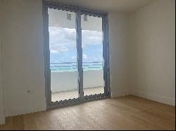 5555 Collins Ave,Miami Beach, FL, 33140