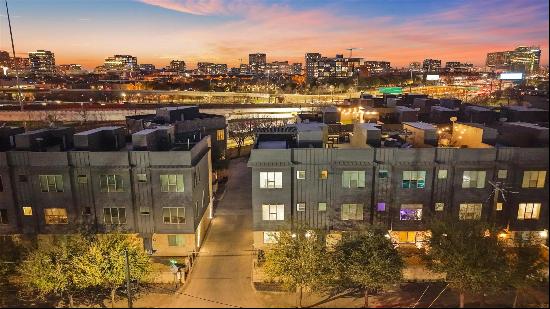 Modern Tri-Level Townhome