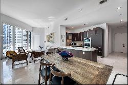 900 Brickell Key Blvd,Miami, FL, 33131