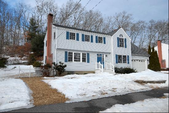 57 Wright Rd, Concord, MA 01742