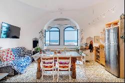 Charming Seafront Loft in a 19th-century Building