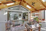 104 Oakpark Dr