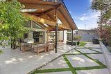104 Oakpark Dr