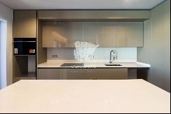 Stunning Penthouse Overlooking Ria Formosa Views