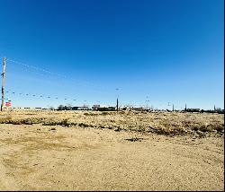 Cor Avenue Q 26th Ste, Palmdale CA 93550
