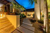 Four Seasons Private Villa 51