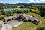 Luxury Coatesville Estate – 6-Bedroom Retreat on 4ha