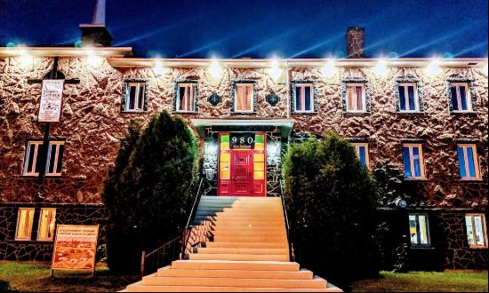 980 Rue Hébert