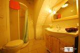 WONDERFUL ACCOMMODATION STRUCTURE IN CENTRAL AREA WITH LARGE PARK