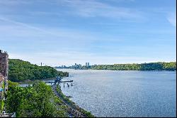 2521 Palisade avenue, Riverdale, NY, 10463, USA