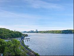 2521 Palisade avenue, Riverdale, NY, 10463, USA