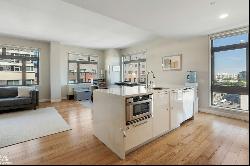 11 -02 49th Avenue, Long Island City, NY, 11101, USA