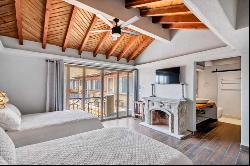 27 W C. San Pedro St., San Miguel de Allende, MEXICO