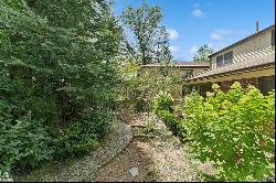 195 -22 Mclaughlin Avenu, Glendale, NY, 11423, USA