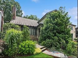 195 -22 Mclaughlin Avenu, Glendale, NY, 11423, USA