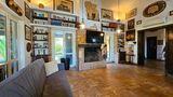 AMAZING VILLA WITH POOL AND EXPANSIVE LAND