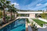 Luxury Villa 
