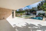 Luxury Villa 