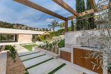 Luxury Villa 
