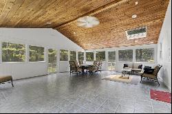 7 Upper Meadow Lane, Oak Bluffs, MA, 02557, USA